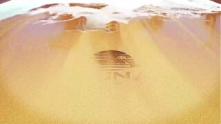 Essa sereia é um desejo de muitos, e ele conquistou o cuzinho dela